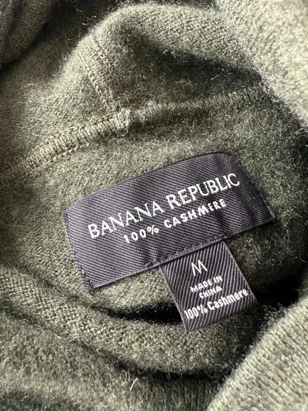 Banana Republic 100% Cashmere Hoodie Sweater Heathered Green shade Size M